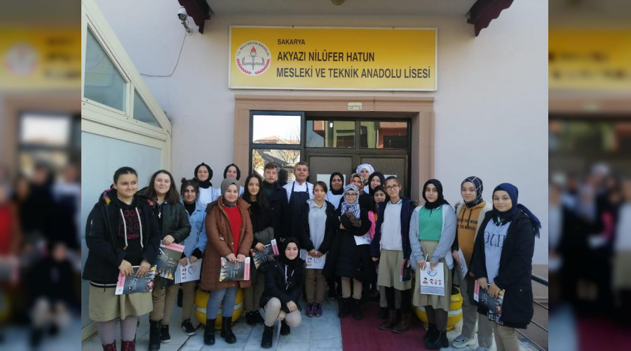 Akyaz Nilfer Hatun  MTAL'de ?Gen raklar Atlyede' eTwinning Projesi