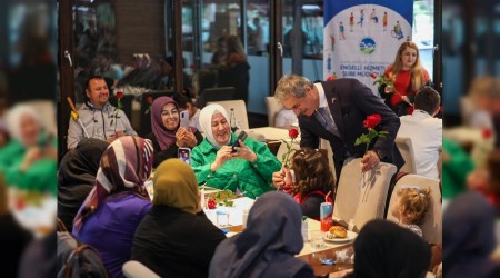 Bakan Alemdar, Beyaz Baston Gnnde grme engellilerle bulutu