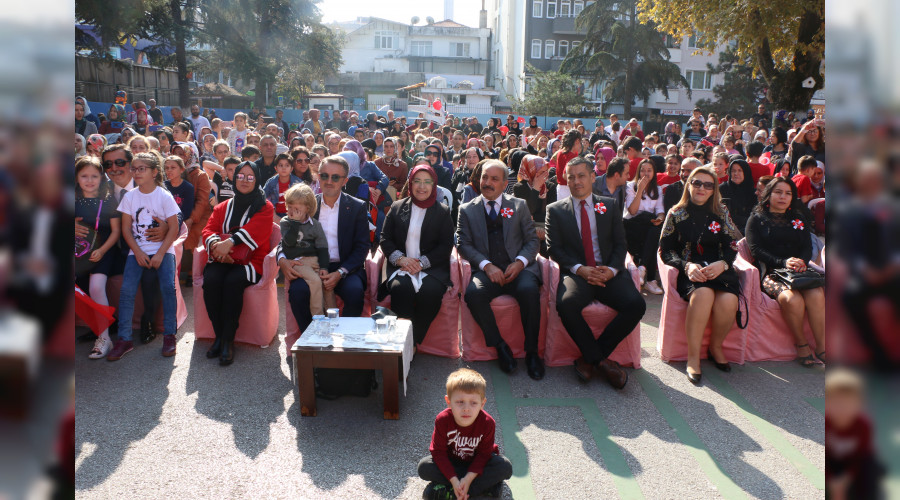Atatrk lkokulu Cumhuriyet Bayram Kutlamalarnda  itme Engelli ocuklarmz Unutmad