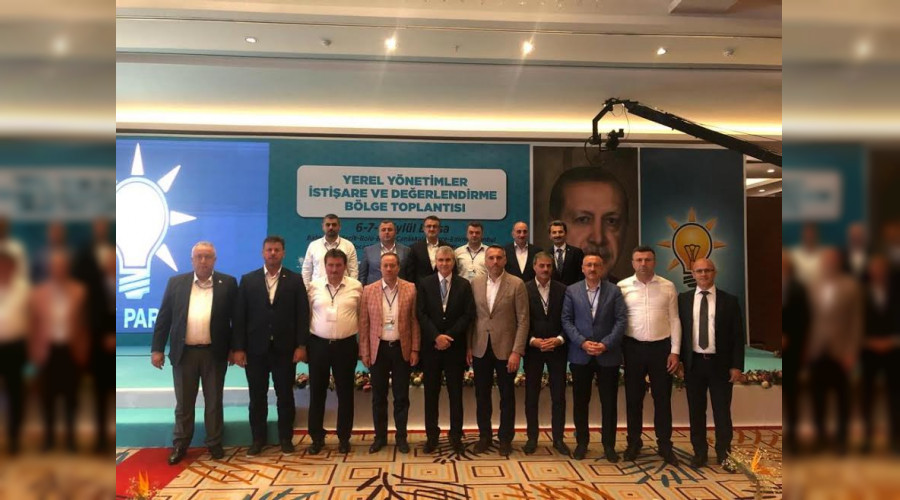 Bakan zen, Yerel Ynetimler stiare ve Deerlendirme Toplants'na Katld