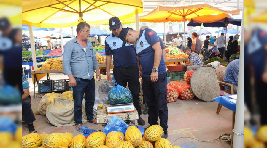 Arifiye Belediyesi Zab�tas�ndan Pazaryeri ve Okul Kantini Denetimleri