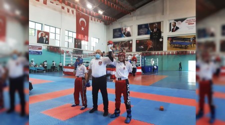 Bykehirin sporcusu talyada Trk bayran dalgalandracak