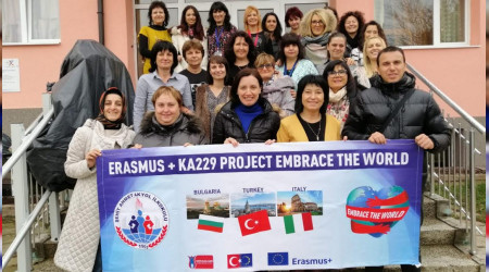 Şehit Ahmet Akyol İlkokulu Dünyayı Kucaklayacak