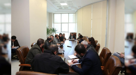 Serdivan Millet Bah�esi �halesine Yo�un Kat�l�m