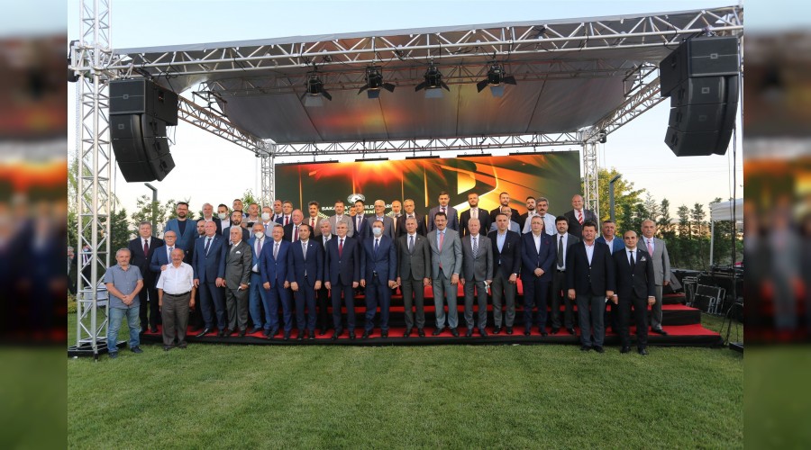 SAKARYA  DNYASI'NIN YILDIZLARI BELL OLDU