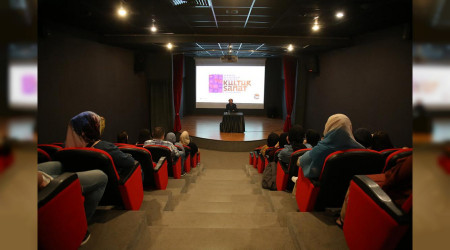 Kullanılan kelimeler iletinin yönünü belirler