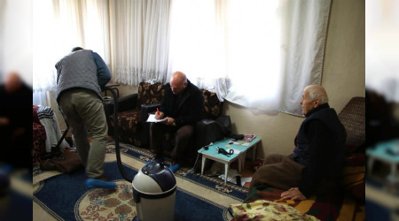 BELEDYE EKPLERNDEN YALI AMCAYA YARDIM EL