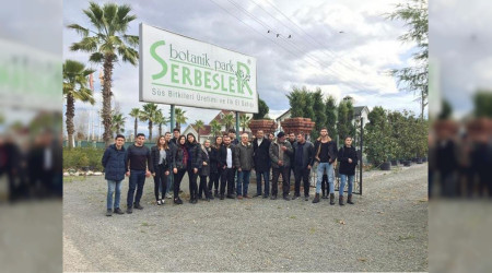 PEYZAJ ÖĞRENCİLERİ SAHADA