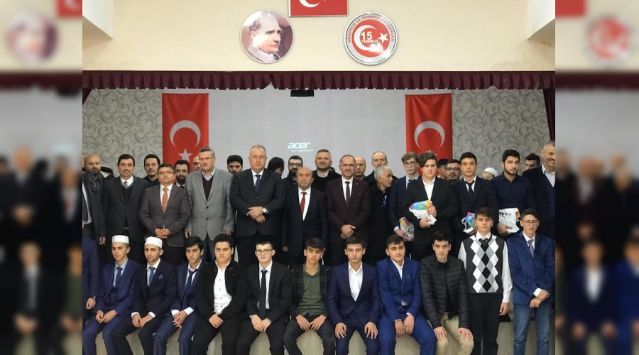 'Gen� Bilaller' Ezan Okuma �l Birincisi Adapazar� A�HL'den